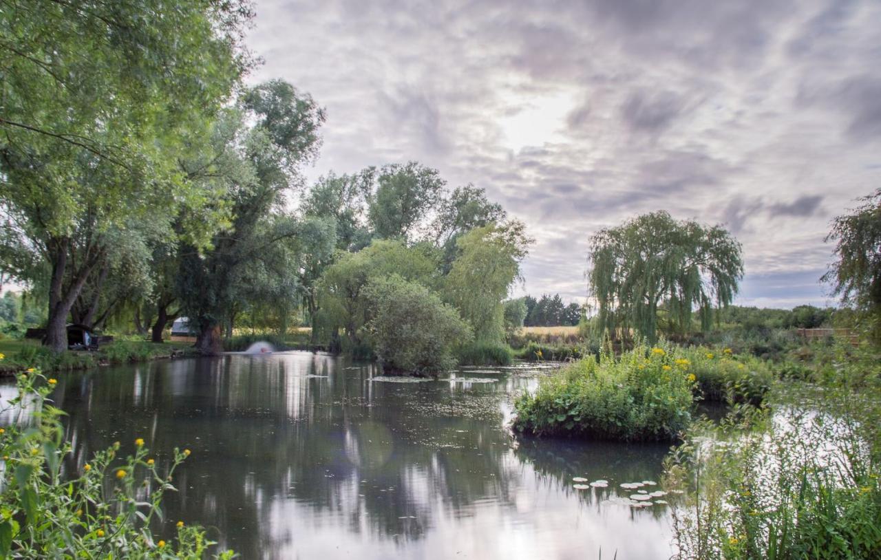 Rum Bridge "Owl Watch" Wooden Tipi Hotell Sudbury  Exteriör bild