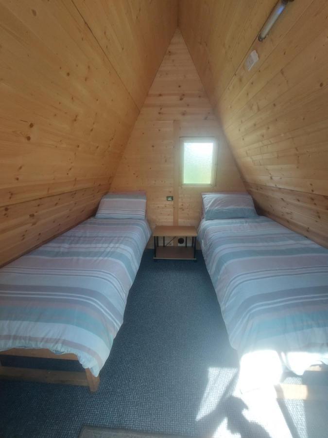 Rum Bridge "Owl Watch" Wooden Tipi Hotell Sudbury  Exteriör bild